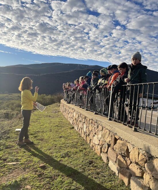 Talleres de Geología y Geomorfología Glaciar con Centros Educativos en el Valle de Campoo en 2025