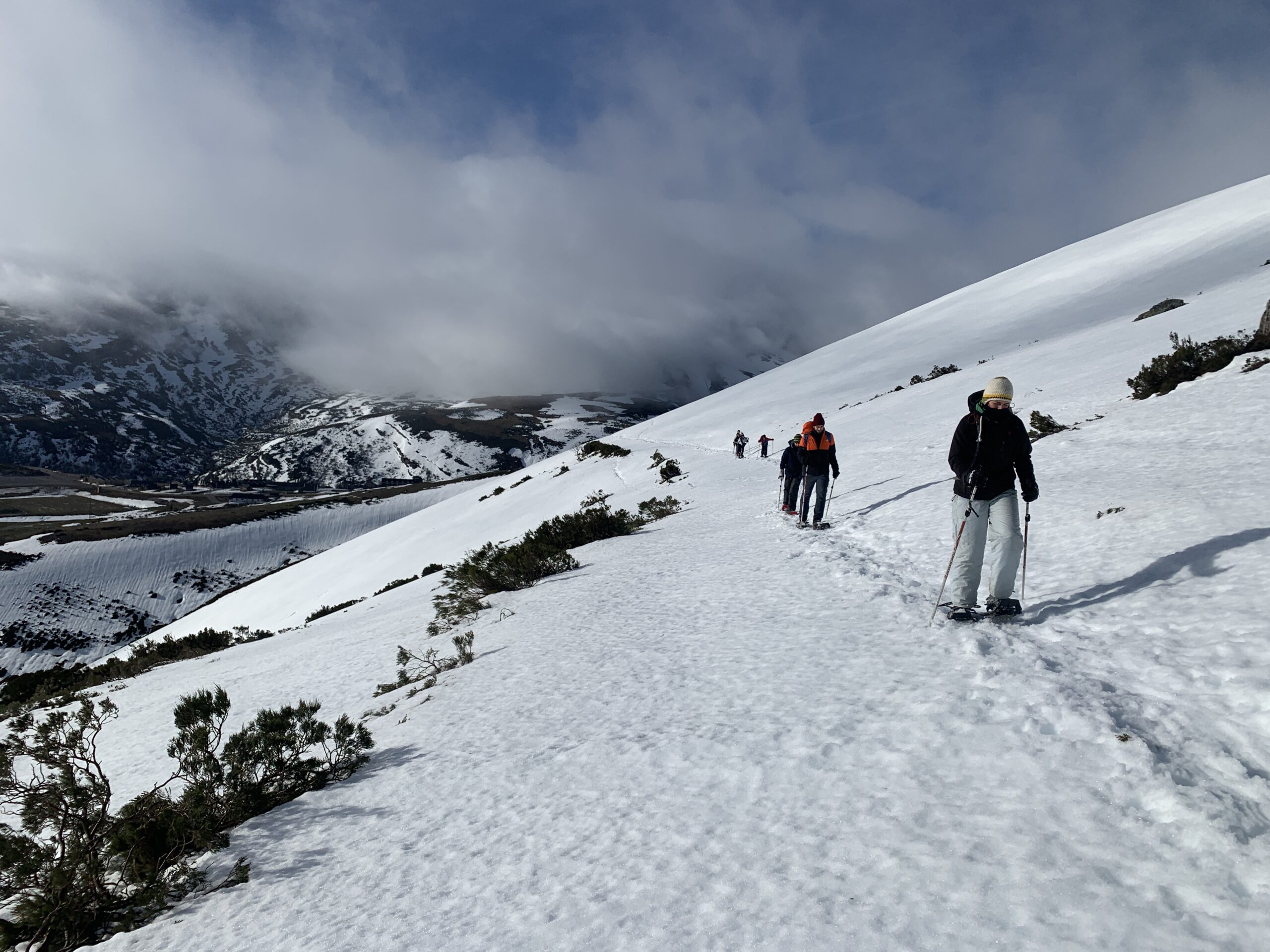 raquetas de nieve por Alto Campoo Cantabria 14 febrero 2026