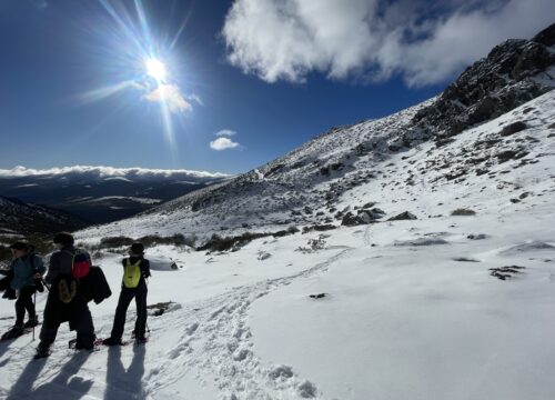 Semana Santa con raquetas de nieve en Cantabria. Broche de oro a la temporada de invierno 2026